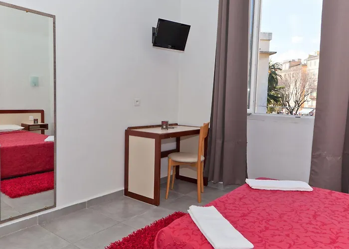 Riviera 2* Bastia (Corsica)