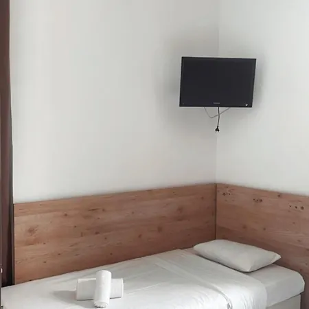Riviera 2*