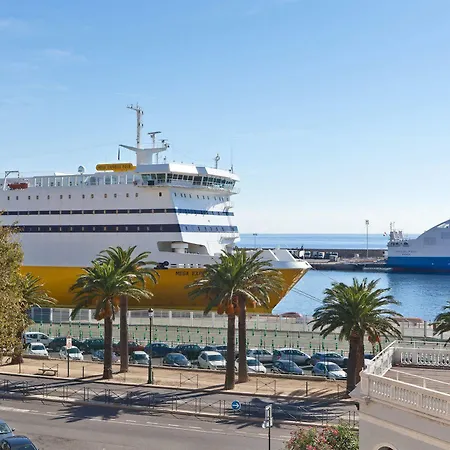 Riviera 2*