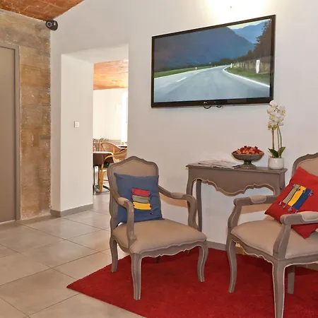 Riviera Ξενοδοχείο Μπαστιά