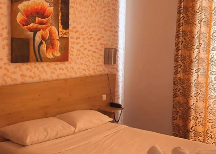 Riviera 2* Bastia (Corsica)