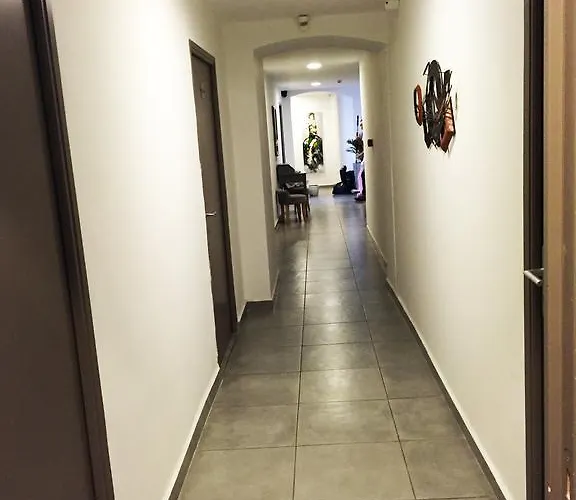 Riviera Otel Bastiya