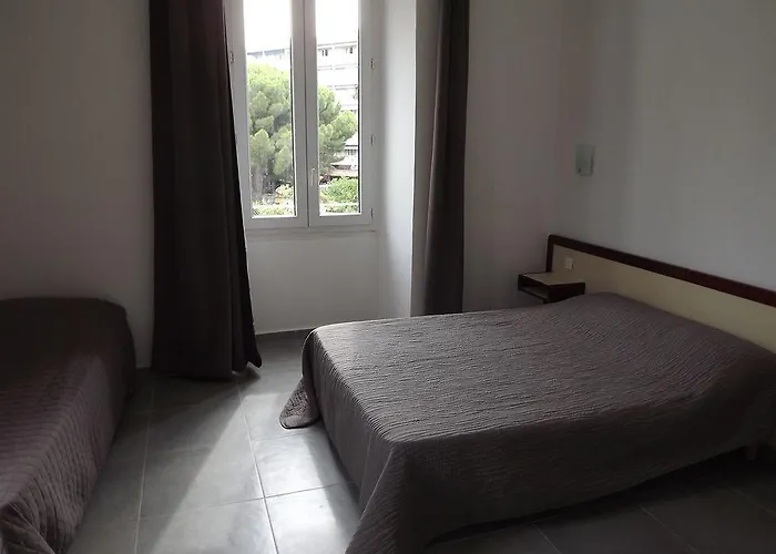 Riviera Otel Bastiya